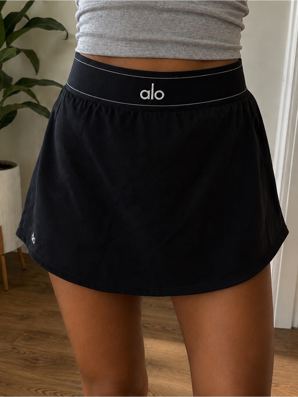ALO Yoga Women's Black Athletic Skort